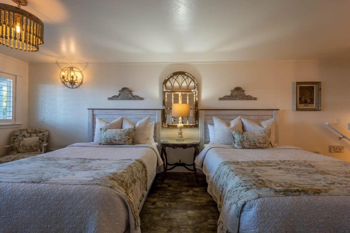 Bandon Marina Inn Екстериор снимка