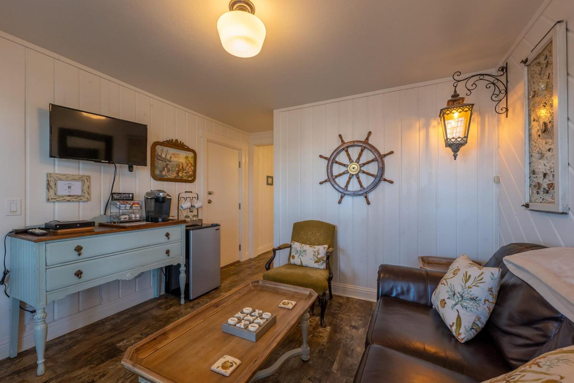 Bandon Marina Inn Екстериор снимка