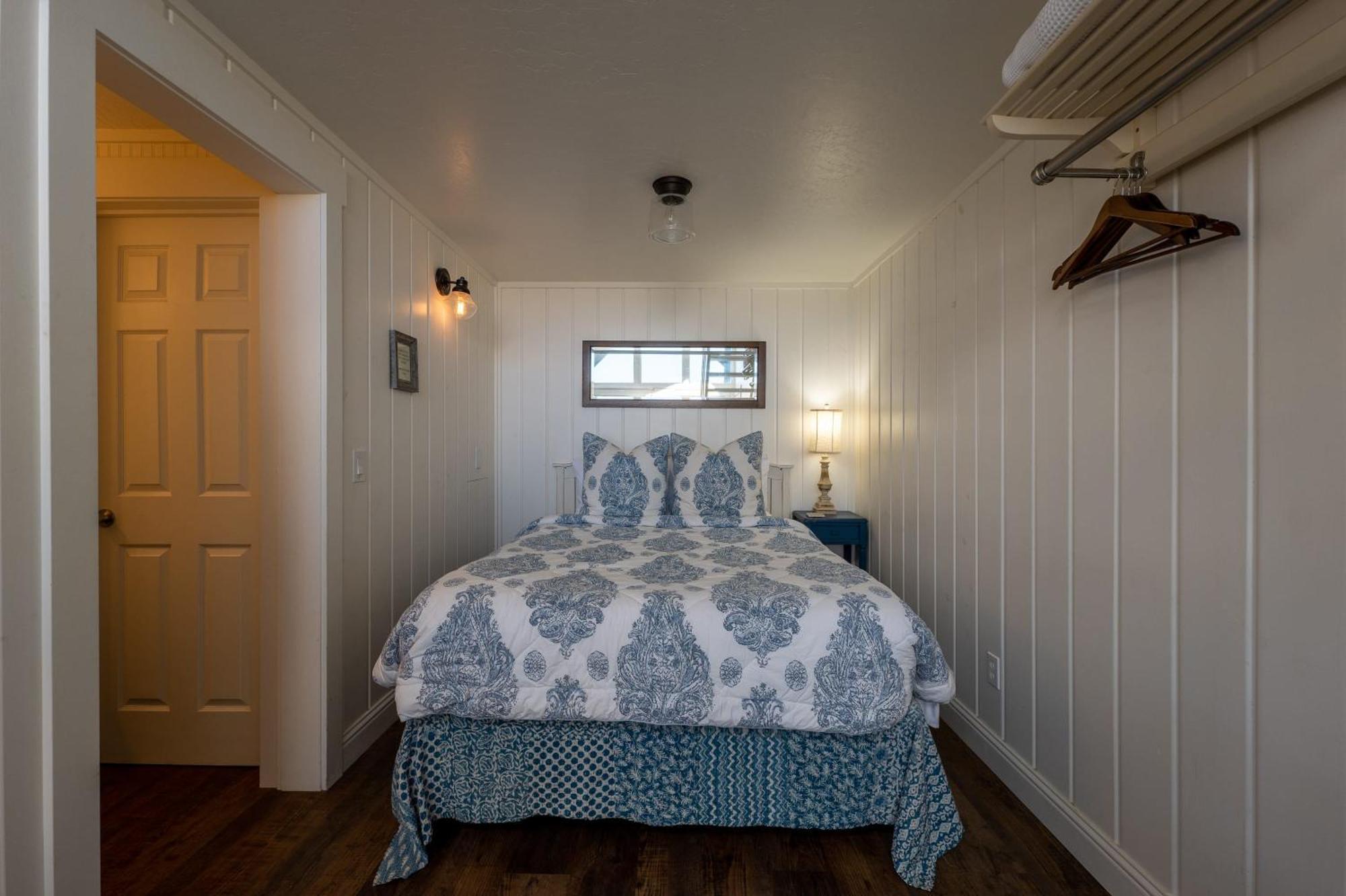 Bandon Marina Inn Екстериор снимка